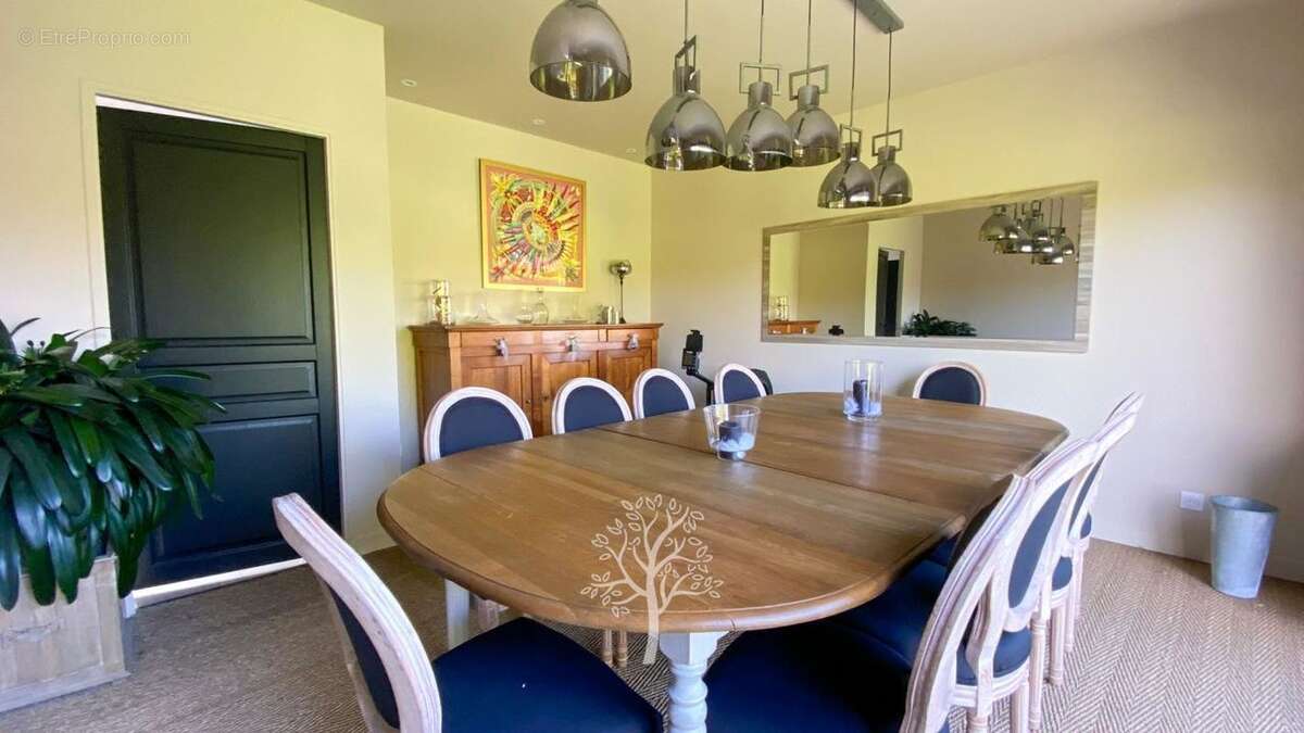 Maison à SAUQUEVILLE