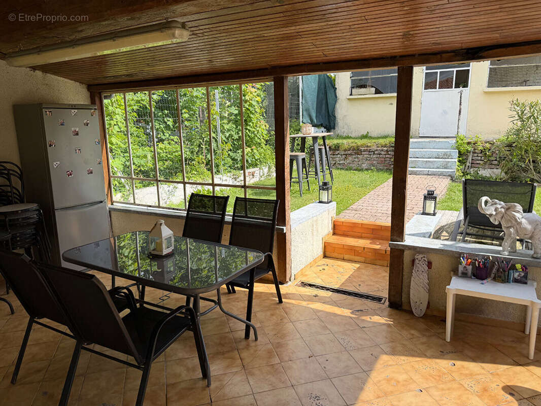 Maison à MARLE