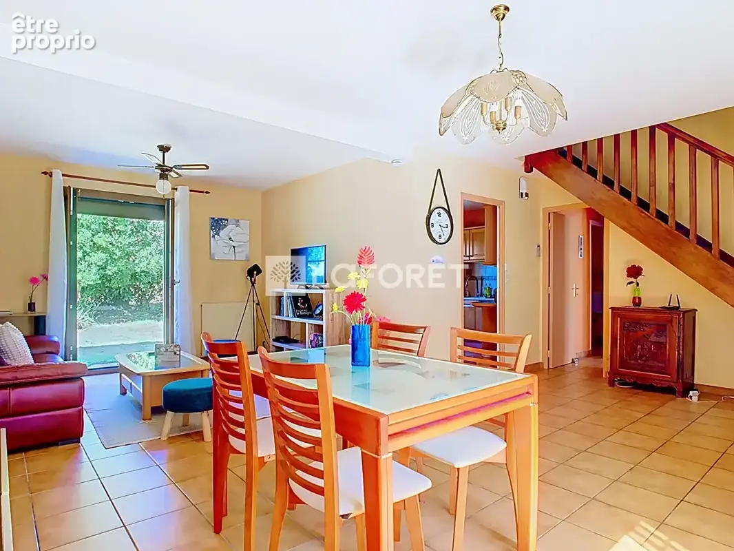 Maison 4 chambres Chartres-de-Bretagne, terrain 473 m² - photo 4