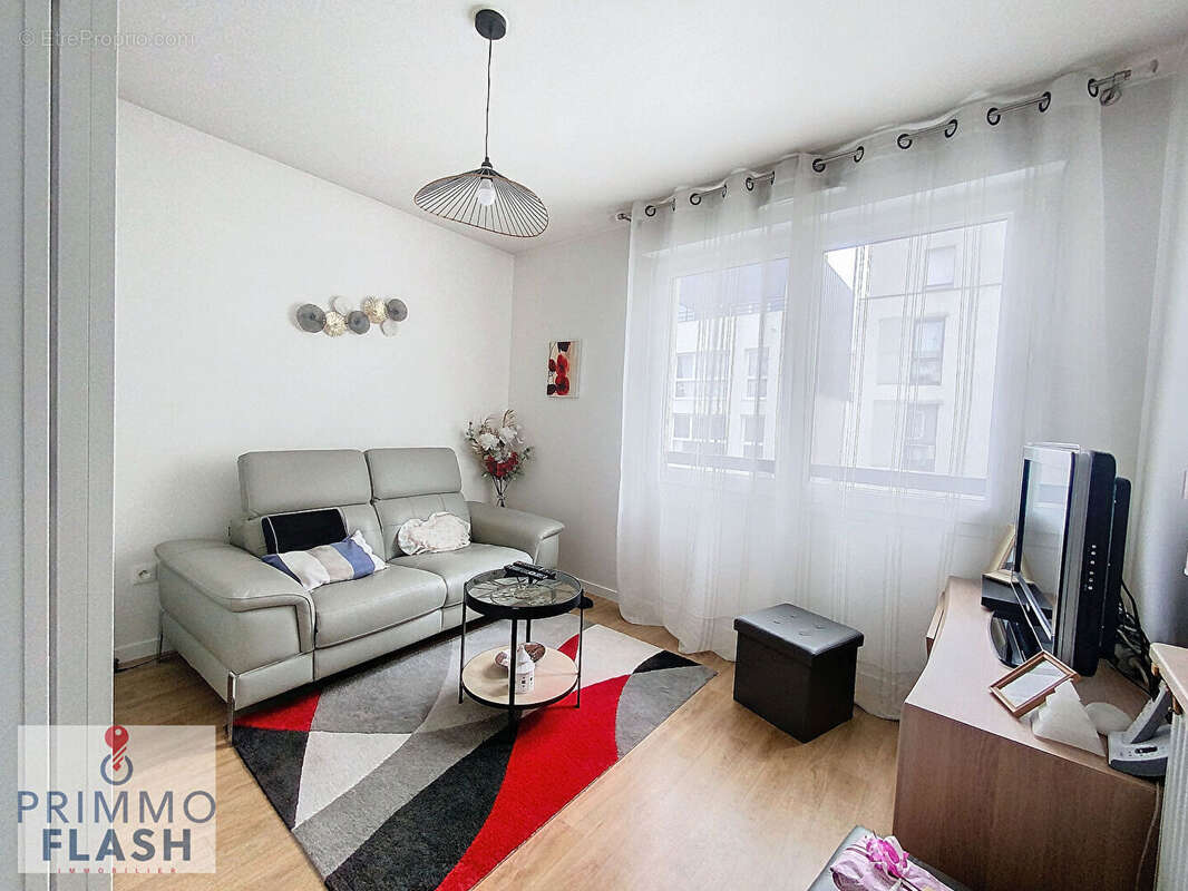 Appartement à AUBERVILLIERS