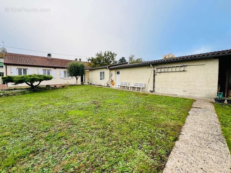 Maison à LEIGNE-SUR-USSEAU