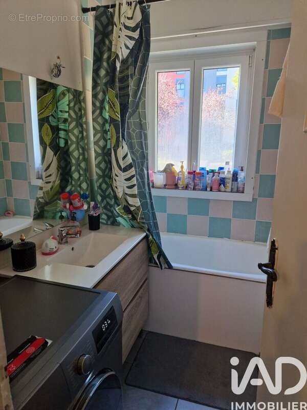 Photo 3 - Appartement à SAINT-JEAN-DE-LA-RUELLE