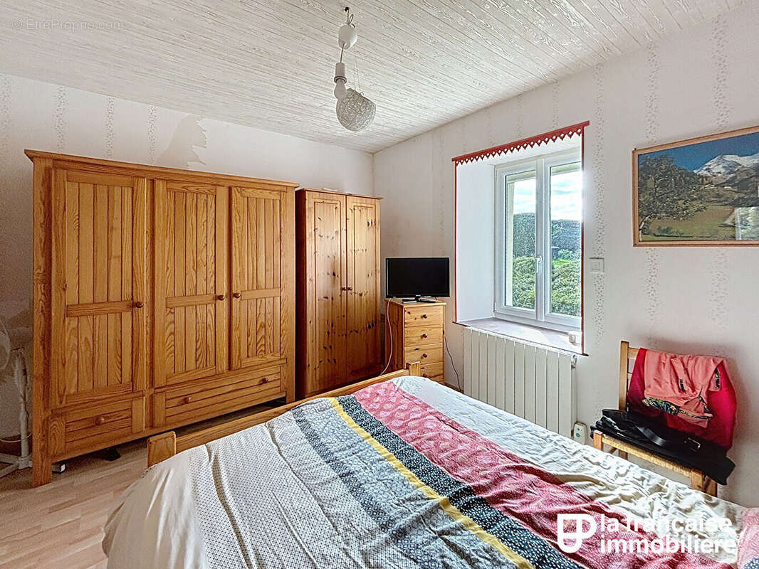 Maison à PIRE-SUR-SEICHE