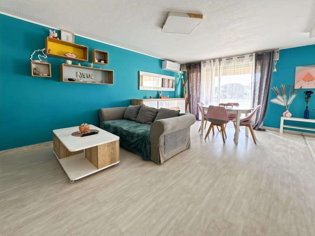 Appartement à FREJUS
