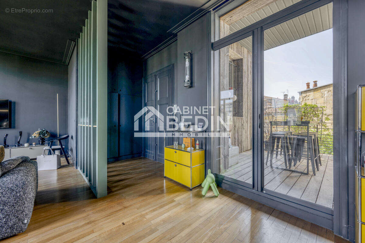 Appartement à BORDEAUX