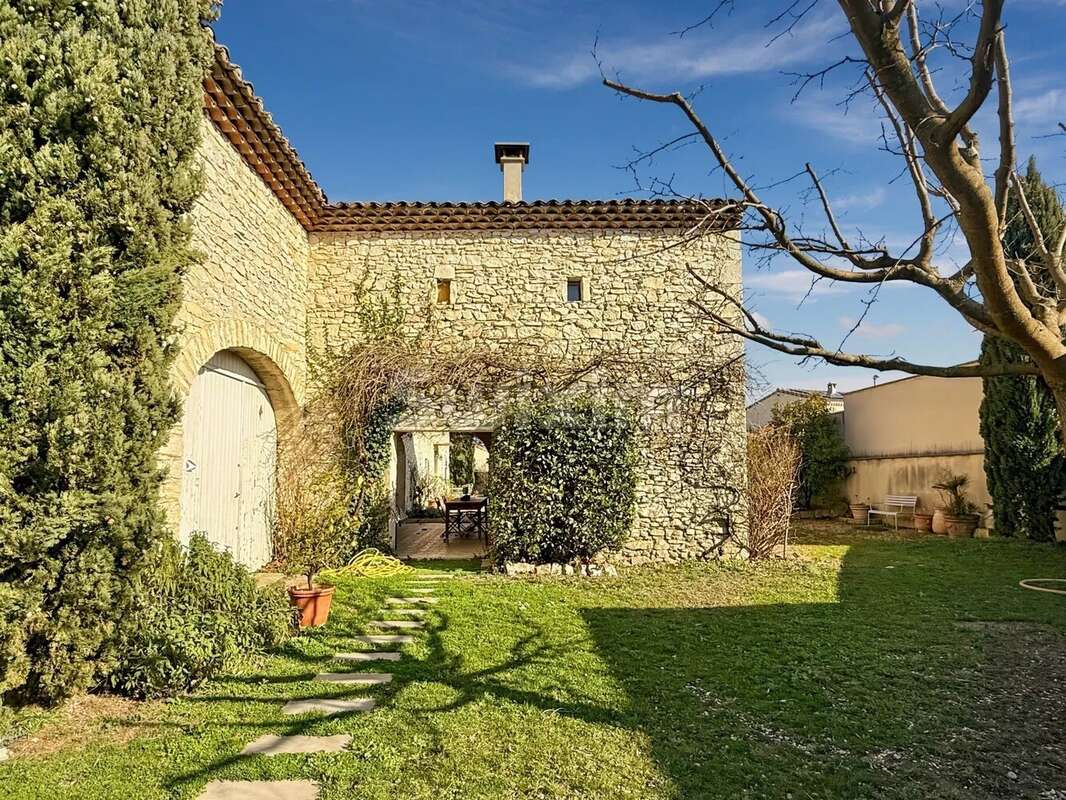 Maison à SAINT-MARCEL-LES-SAUZET