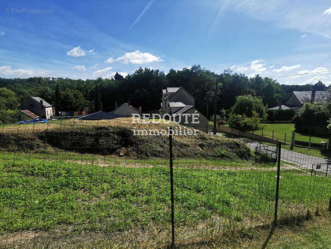 CHEVREGNY - A VENDRE - Terrain à bâtir de 1257m² - photo 4