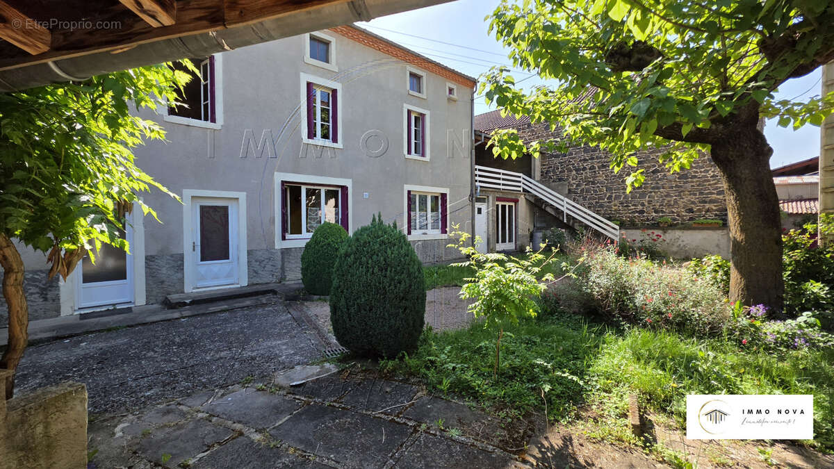 Maison à NESCHERS