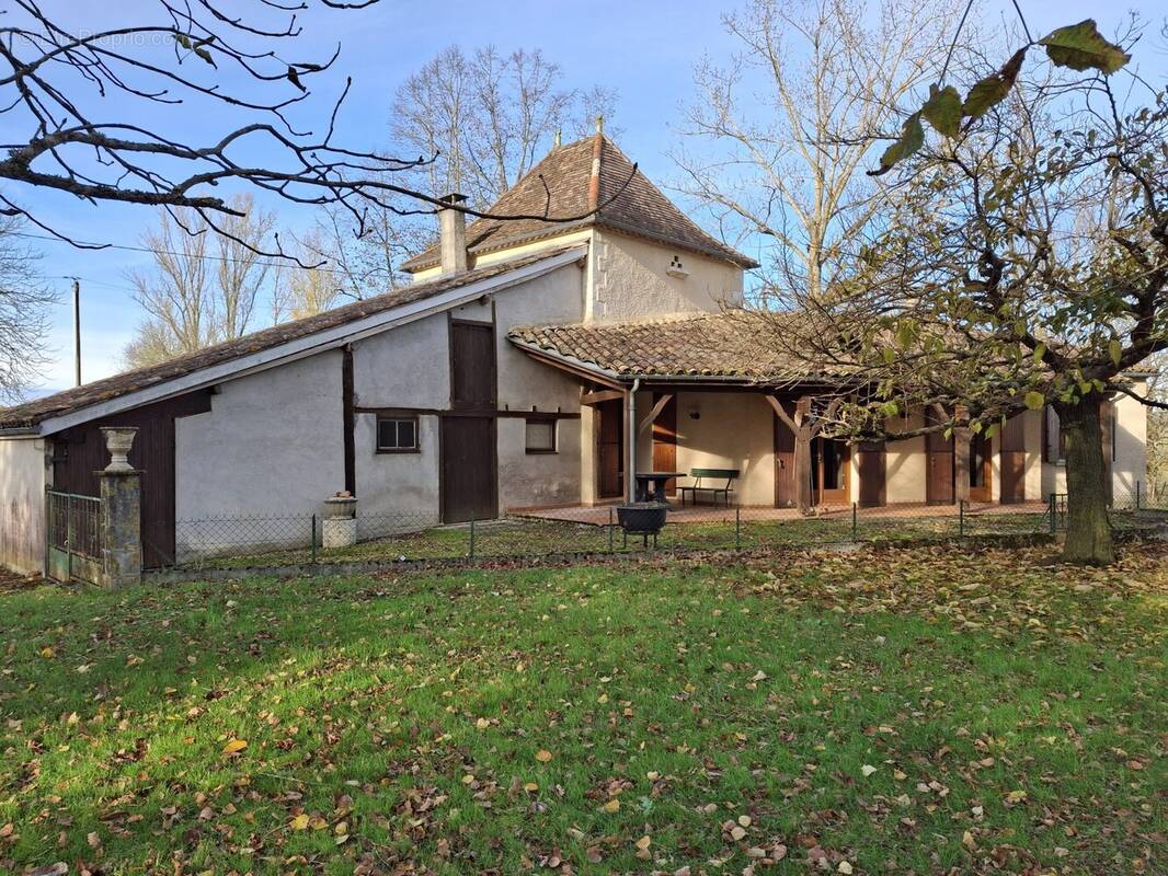 Maison à CASTILLONNES
