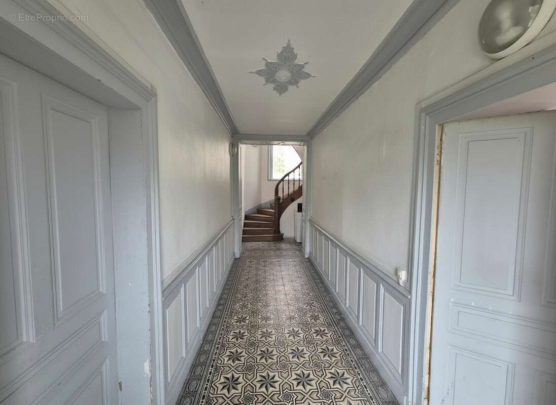 Appartement à SAINT-CYR-SUR-LOIRE