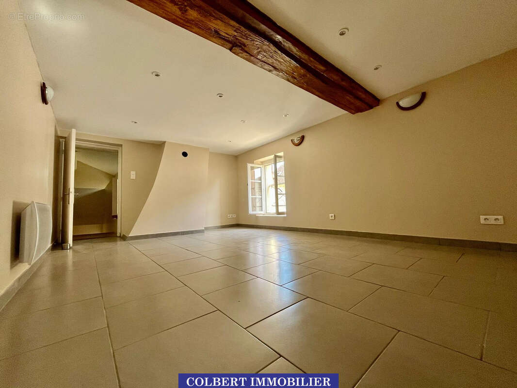 Maison ancienne avec dépendances   Idéale première acquisition ou investissement locatif - photo 6