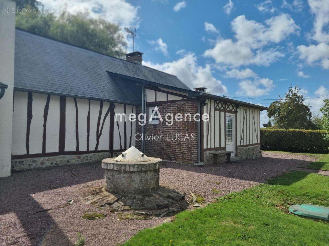 Commerce à SAINT-ETIENNE-L&#039;ALLIER