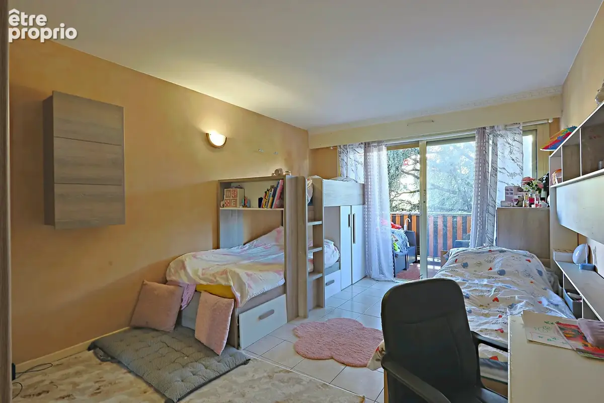ANTIBES · Proche centre-ville · Appartement 3 pièces · 78,57 m² · Terrasse, cave, ascenseur - photo 10