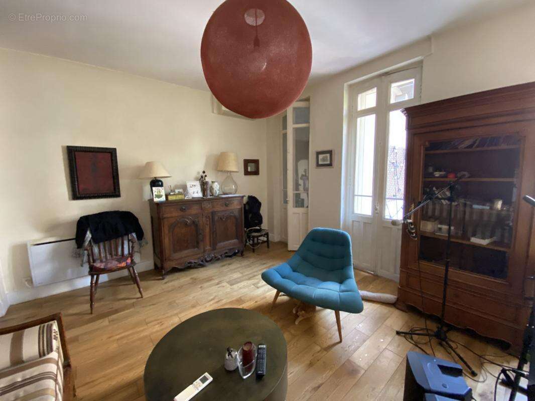 Appartement Maison T5 avec Terrasse Quartier des Chalets - photo 2