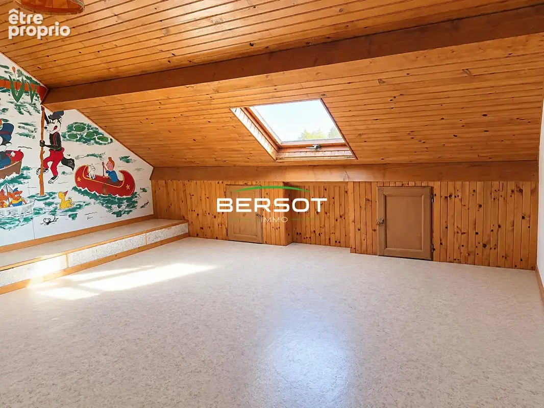 Maison rare et atypique avec un terrain de 2 339 m² - FORT POTENTIEL ! - photo 13
