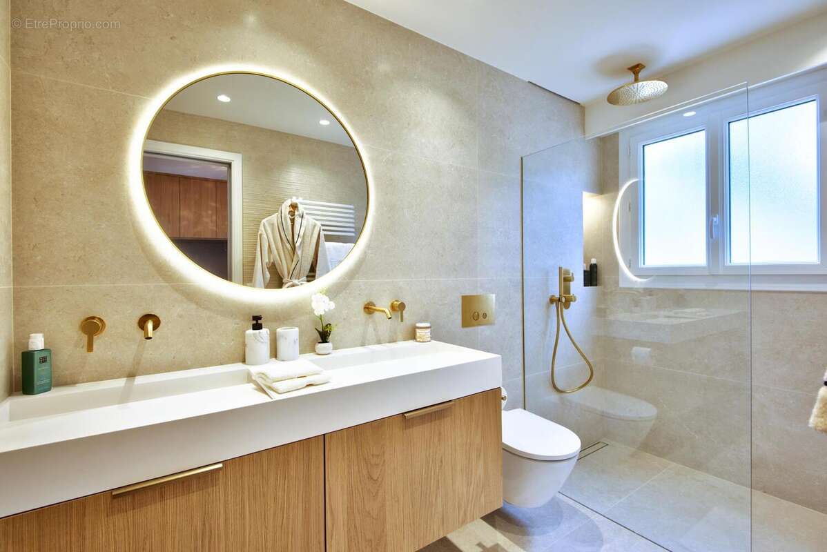 Appartement à VILLEFRANCHE-SUR-MER