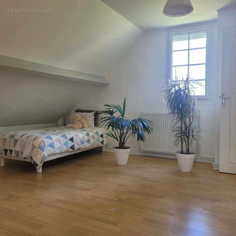 Maison à CIVRY-LA-FORET