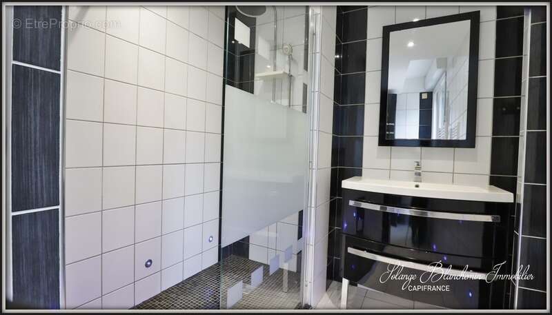 Maison à NISSAN-LEZ-ENSERUNE