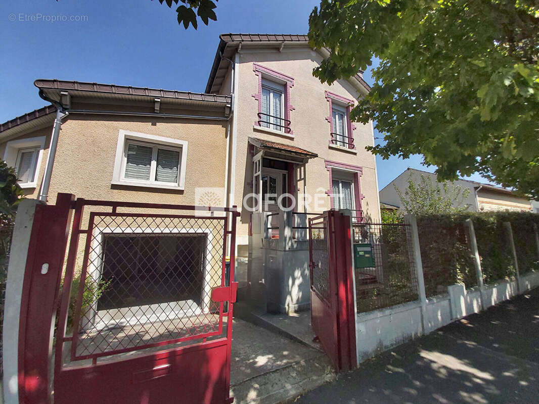 Maison à VILLEMOMBLE