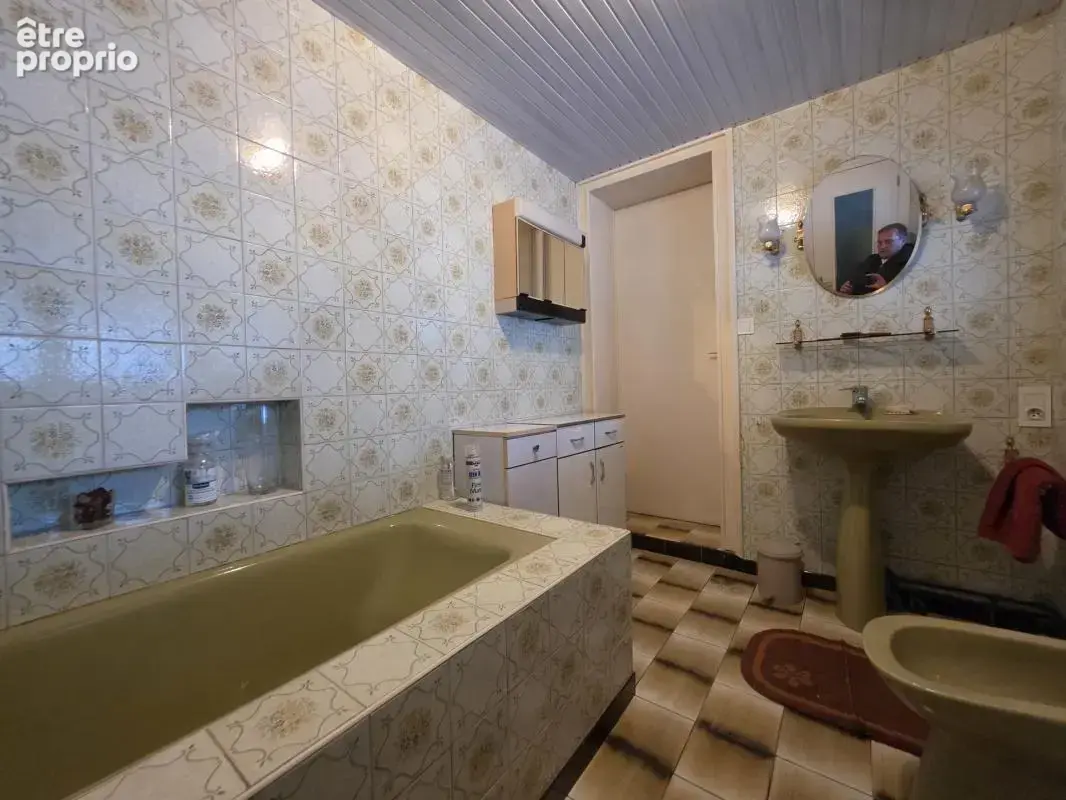 Maison individuelle avec atelier, dépendances et jardin clos - photo 10