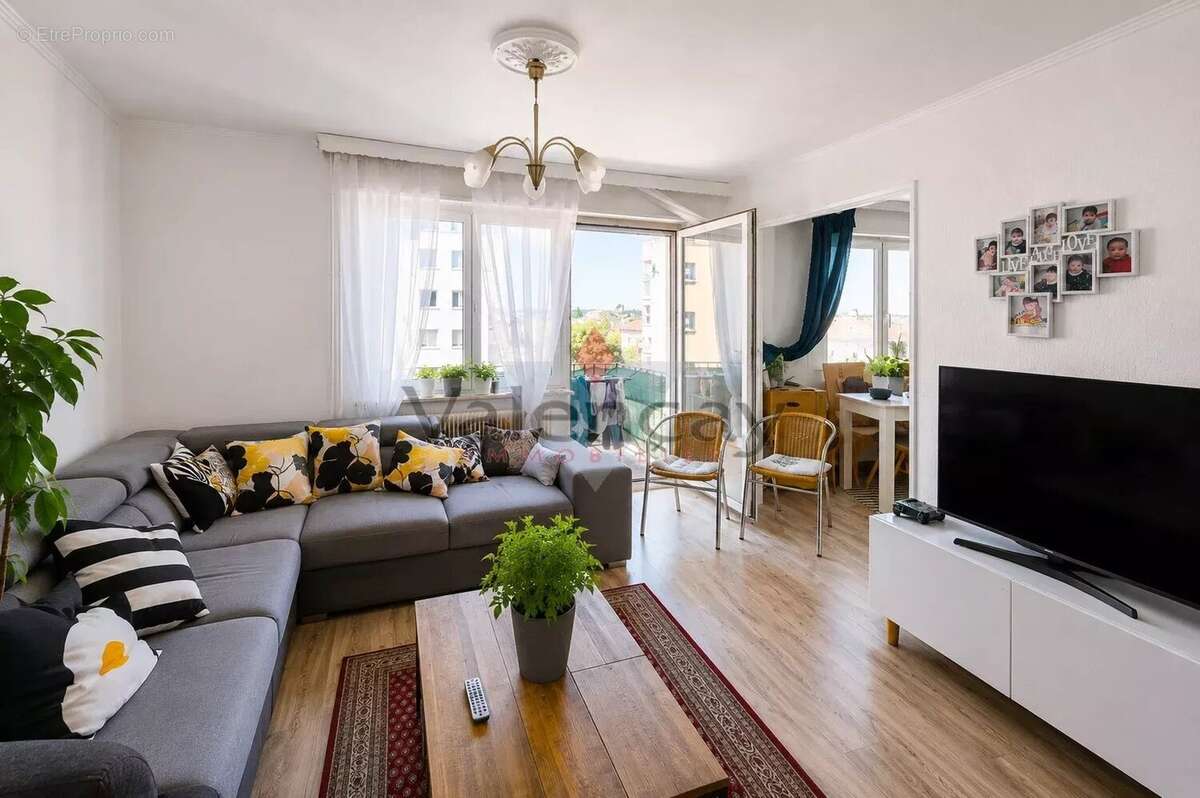Bel appartement 4 pièces à Riedisheim, 73,98 m²- garage et cave - photo 5