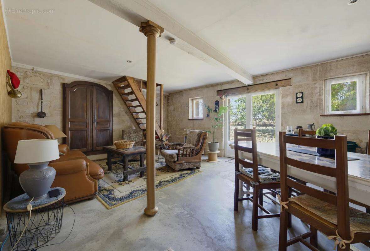Maison de 5 pièces 3 chambres à Nérigean - photo 3