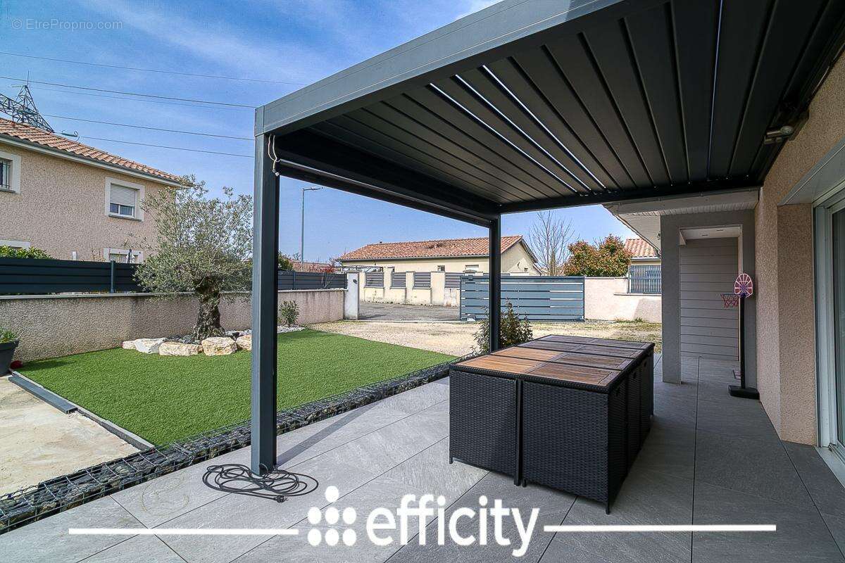 Maison à CHASSE-SUR-RHONE