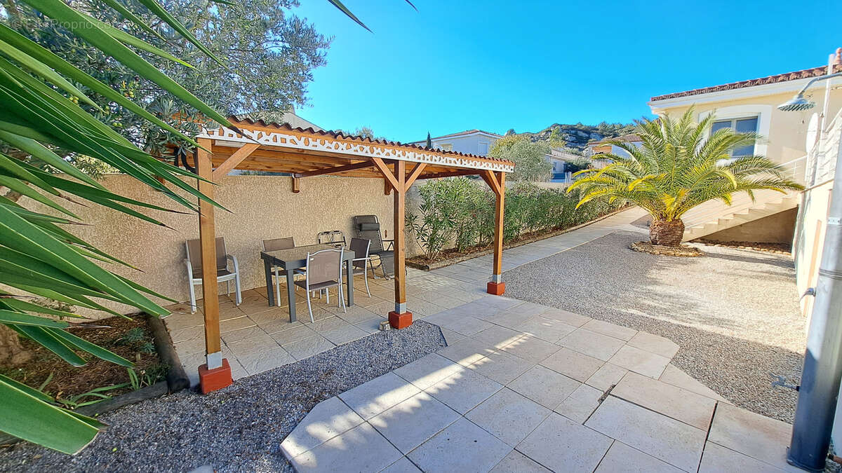 Maison à MONTREDON-DES-CORBIERES