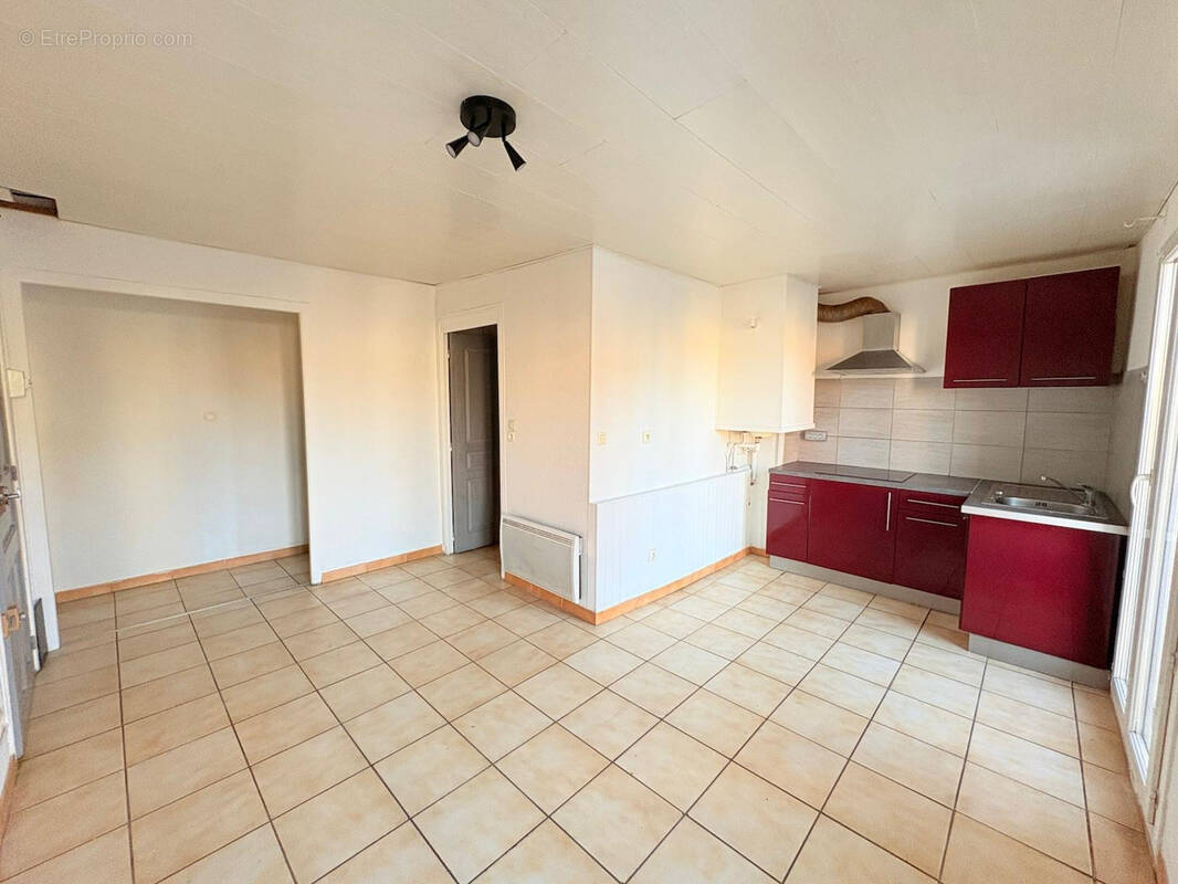 Appartement à MILLAS