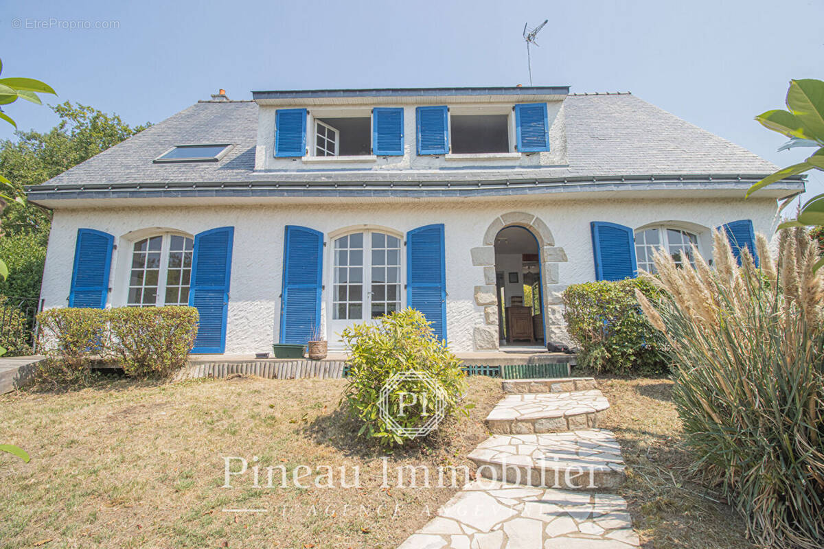 Maison à SAINT-BARTHELEMY-D&#039;ANJOU