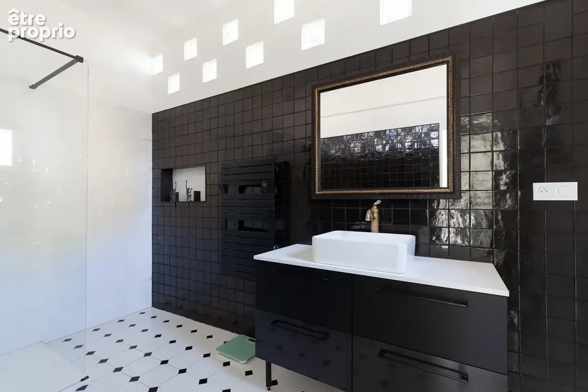Exclusivité : Maison de charme avec piscine, proche de Châteauneuf-du-Pape - photo 13