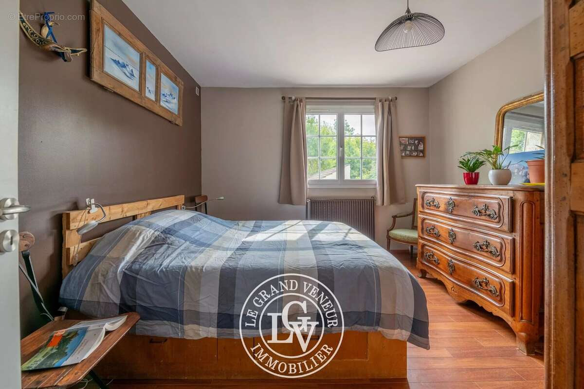 Proche fontainebleau - samois sur seine - maison familiale de 180 m² hab sur sous sol total - photo 12