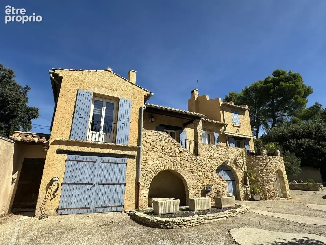 Maison 9 pièces 210 m² à vendre à Mornas (84550) - photo 2