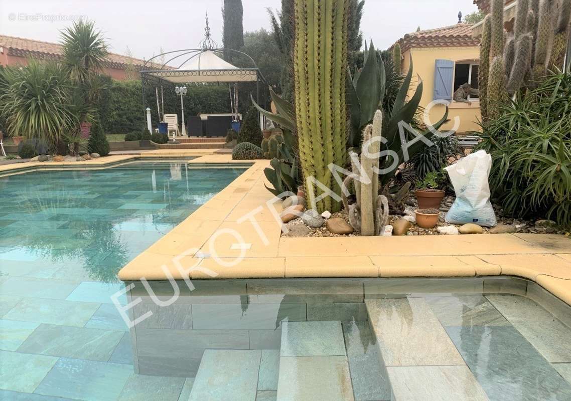 Maison à ESPONDEILHAN