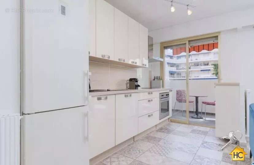 Appartement à LE CANNET