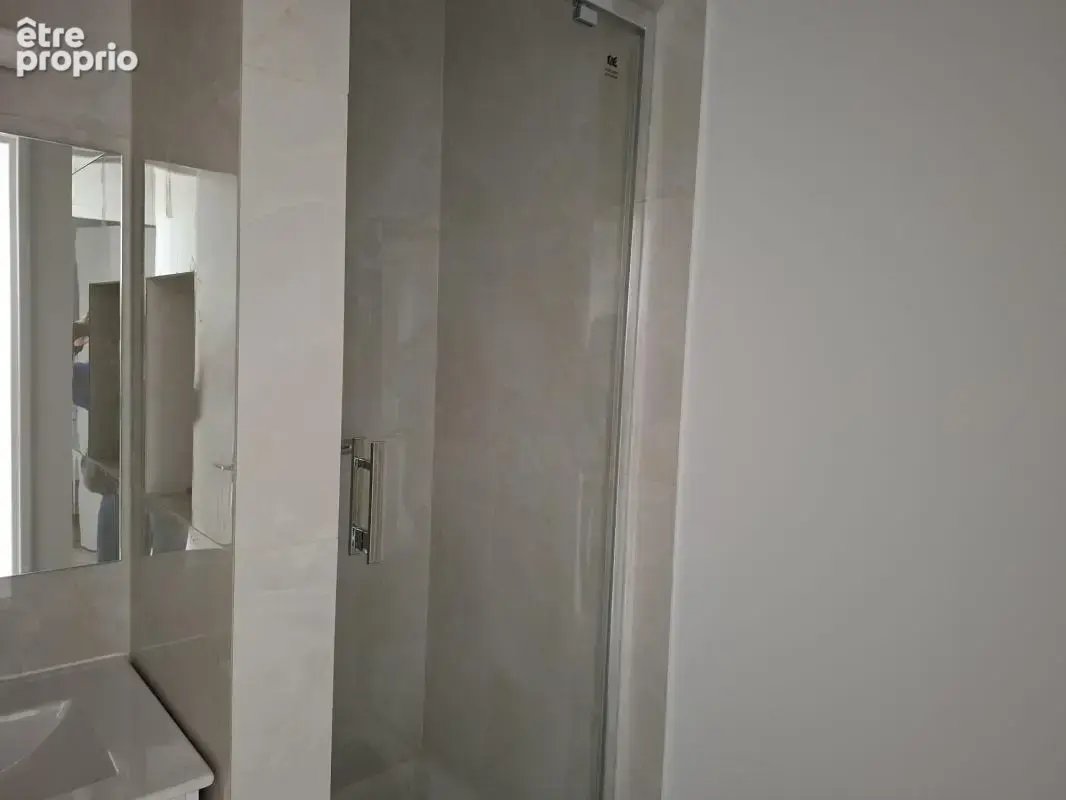 Trappes centre – appartement t5 rénové avec balcon – proche gare - photo 14