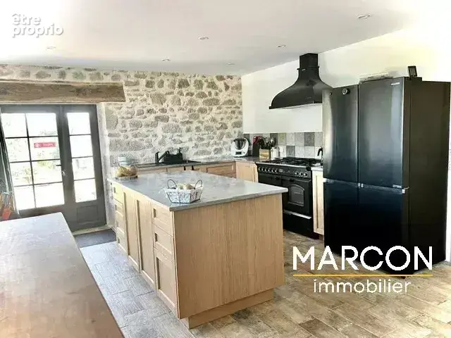 Propriete de caractere avec espace professionnel - photo 6