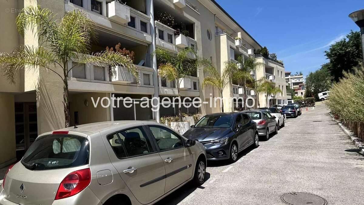 Nice- Corniche Fleurie-2 pièces- terrasse- garage- piscine - photo 15