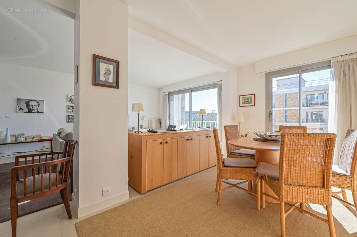 Appartement à SAINT-MAUR-DES-FOSSES