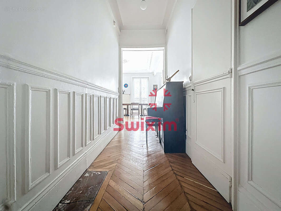 Appartement à PARIS-10E