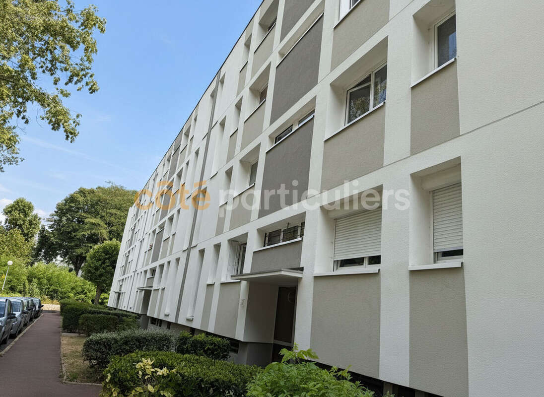 Appartement Crosne 4 pièces 70,41 m2 - photo 3