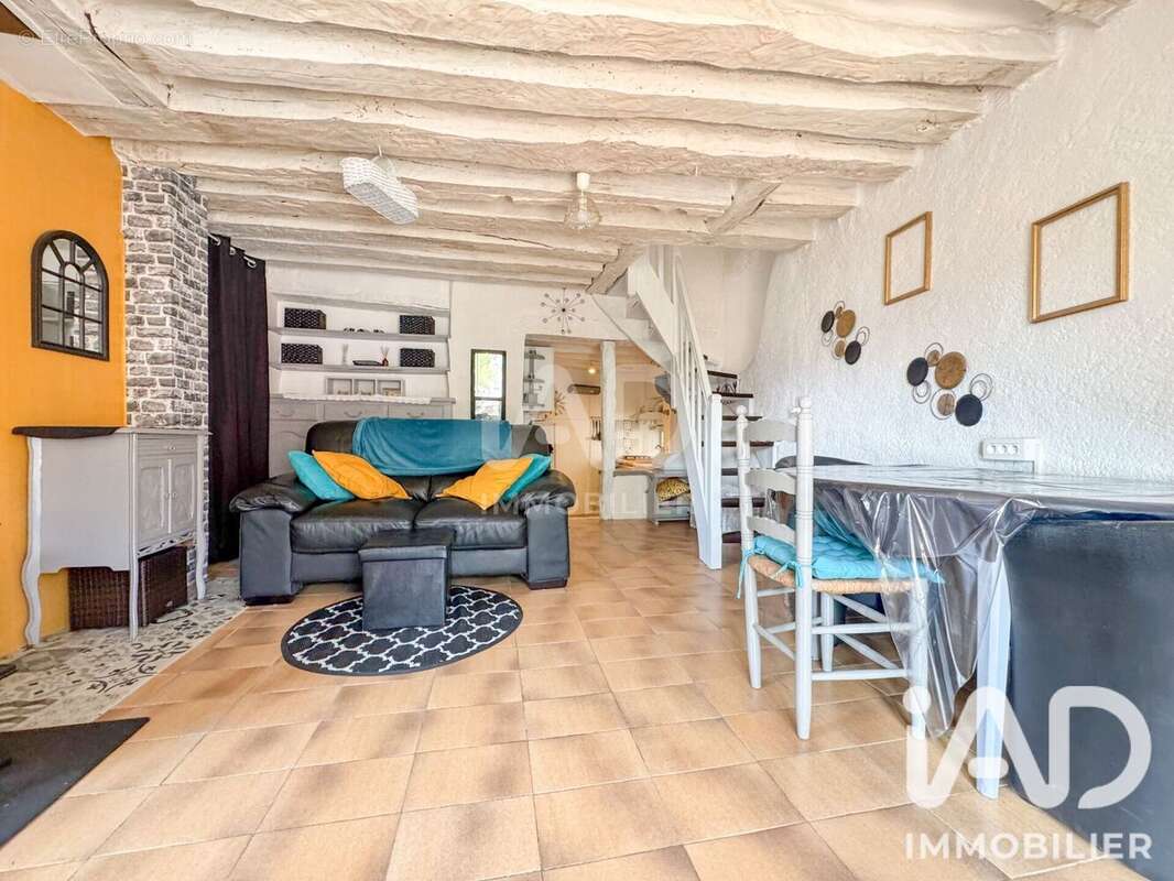 Maison 42 m² à Saint-Felix-De-Sorgues  - photo 2