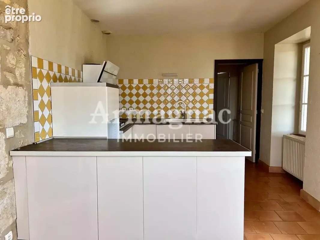 Propriété en pierre, dépendances et garage - photo 4