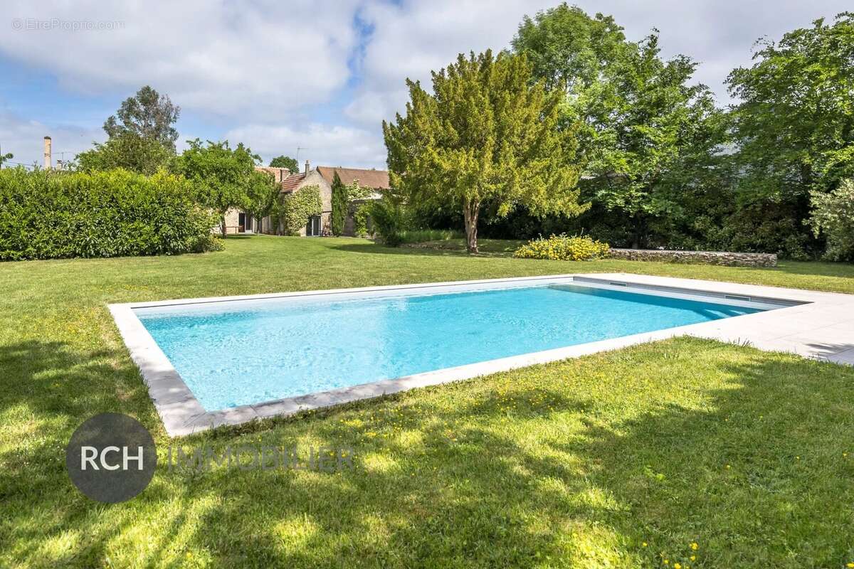 Maison à MONTFORT-L&#039;AMAURY