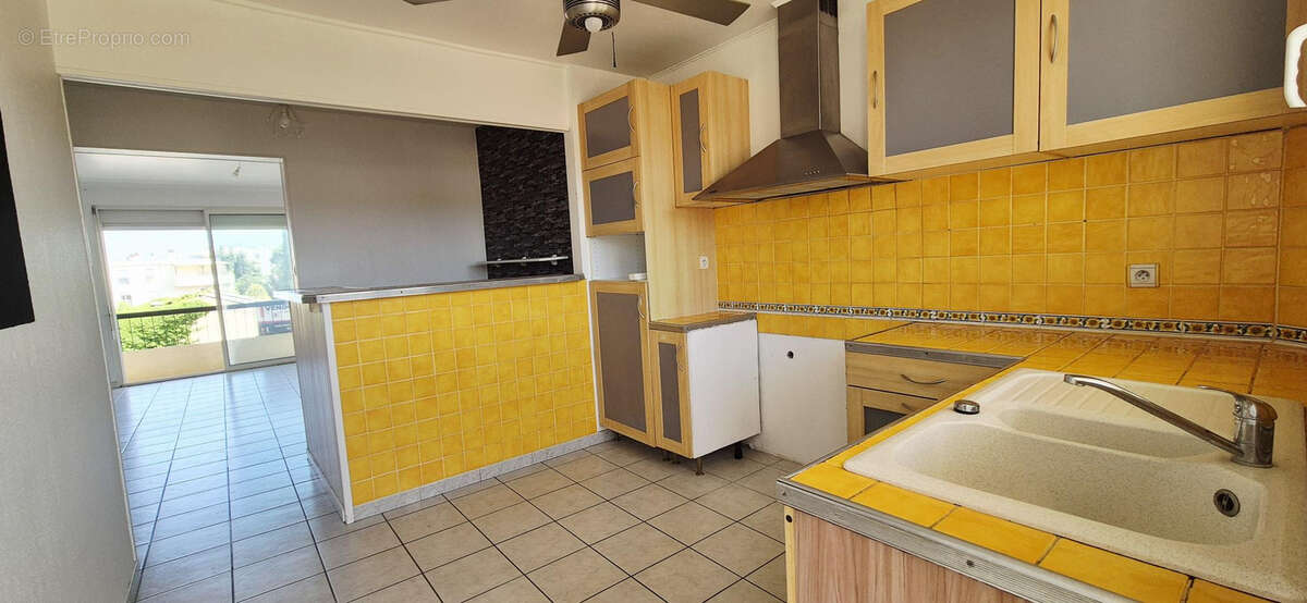 Appartement à LUNEL