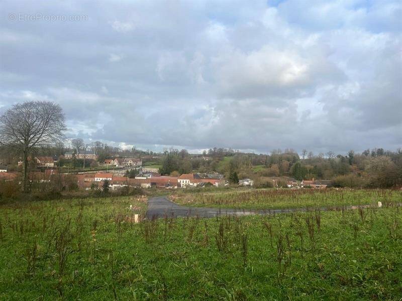 Terrain à HUCQUELIERS