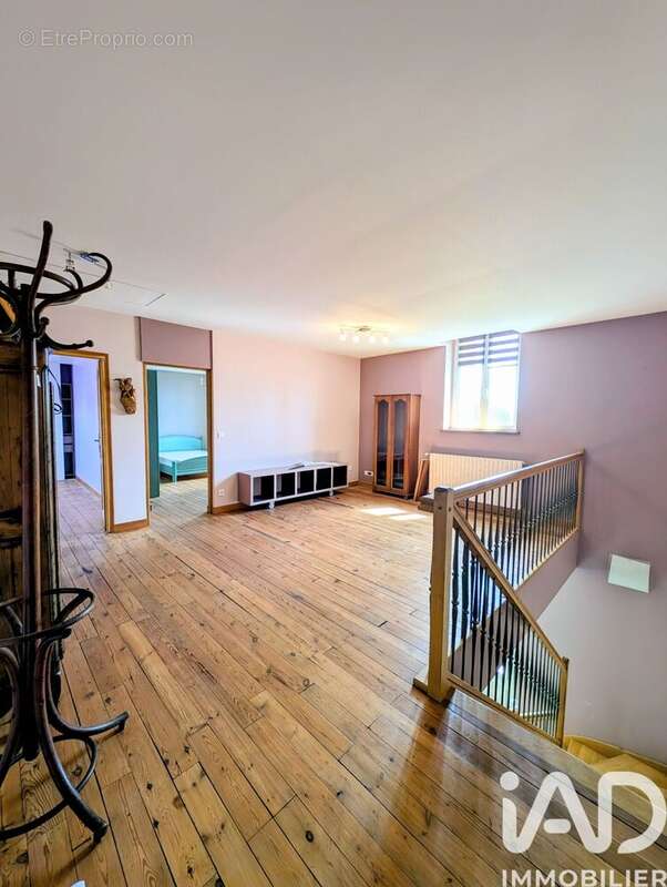 Maison 233 m² à Douchy  - photo 7
