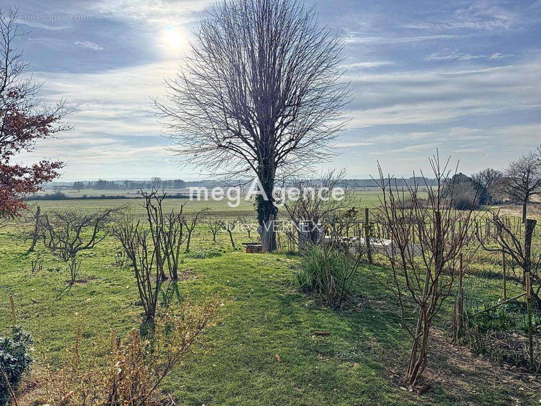 Maison à BEAUREPAIRE