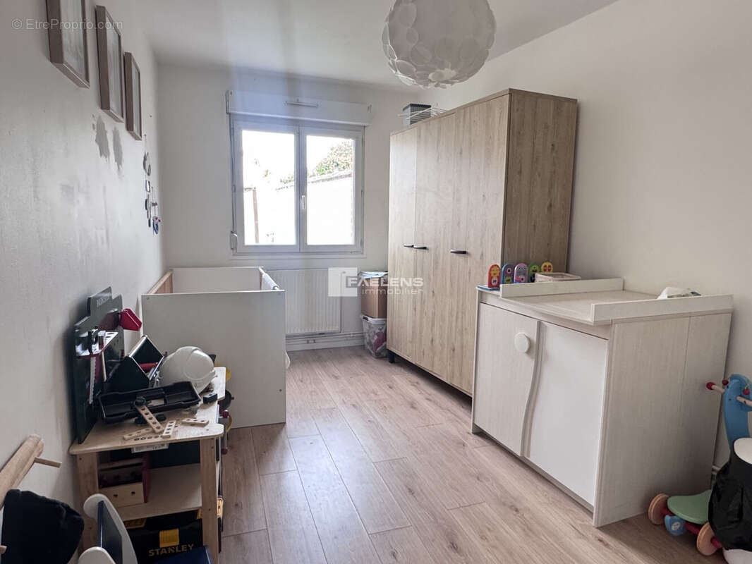 Appartement 153 m² à Conde-Sur-L'escaut  - photo 5