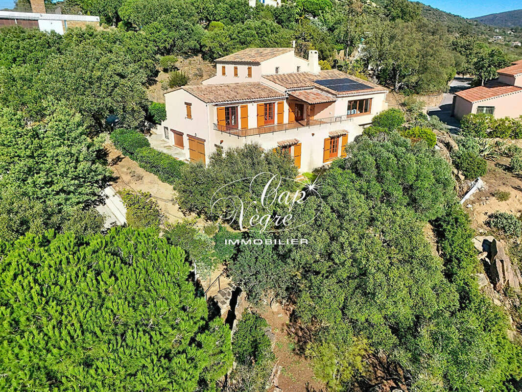 Maison à BORMES-LES-MIMOSAS